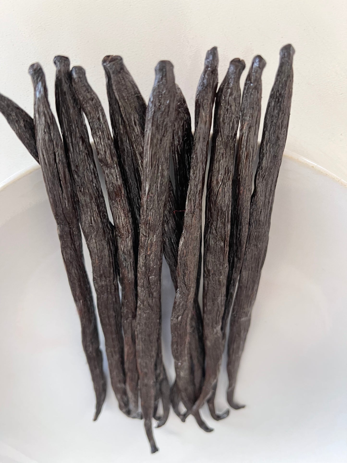 Ugandan Planifolia Vanilla Beans Grade A (By Count)