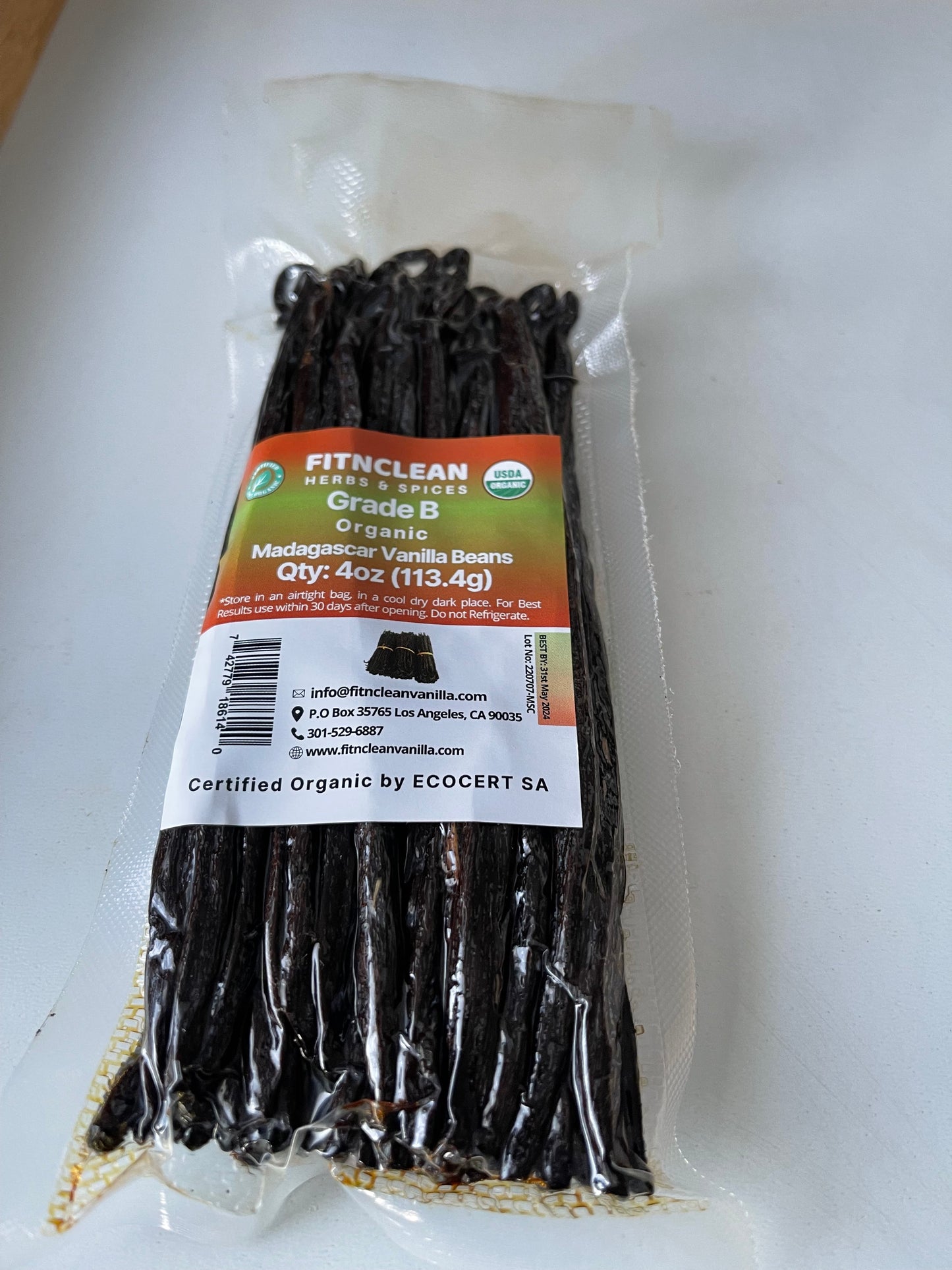 Organic Madagascar Vanilla Beans Grade B. Concentrated Flavor for Homemade Extract. 6"-7.5" Pods (By Weight)