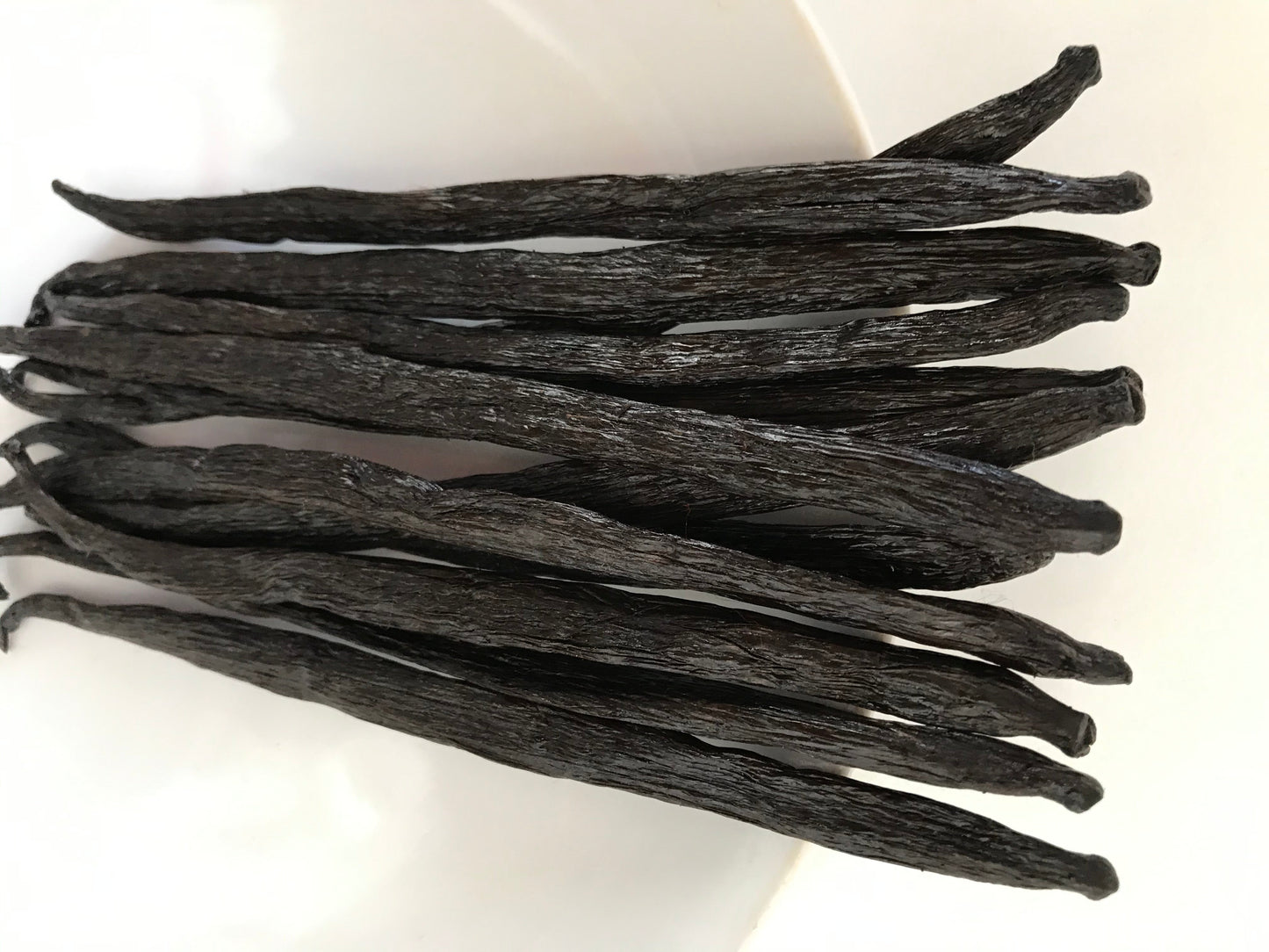 Ugandan Planifolia Vanilla Beans Grade A (By Weight)